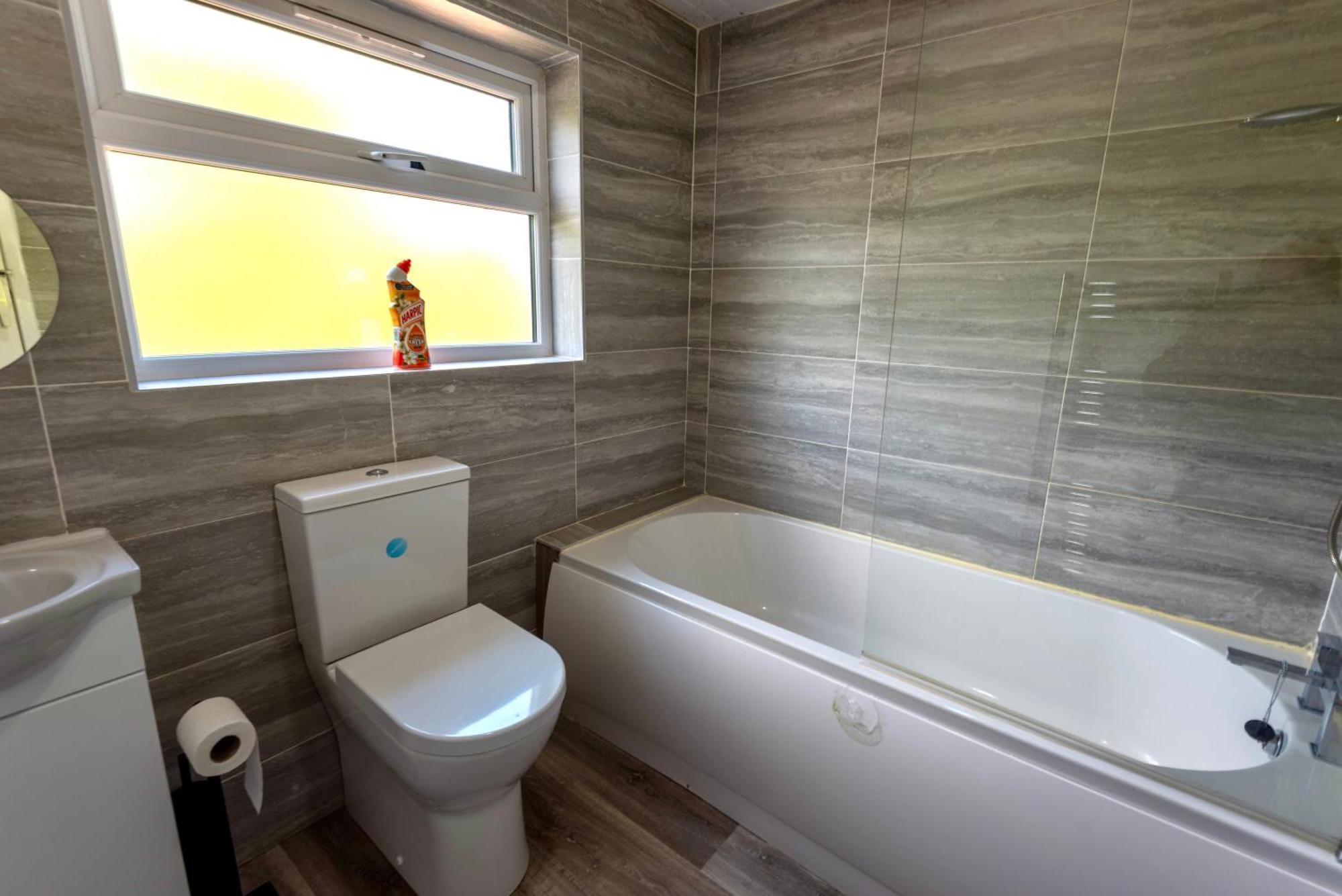 Double Room In Refurbished 5 Bed Home With Wifi And Tv BW Room 4 Solihull Zewnętrze zdjęcie